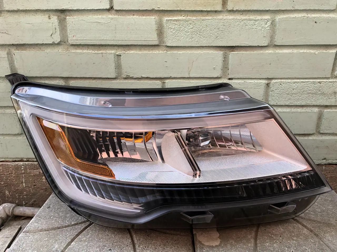 Фара Правая Ford Explorer 2016-2019 Hb3+Led Хром З Drl Fo2519129 — фото 1