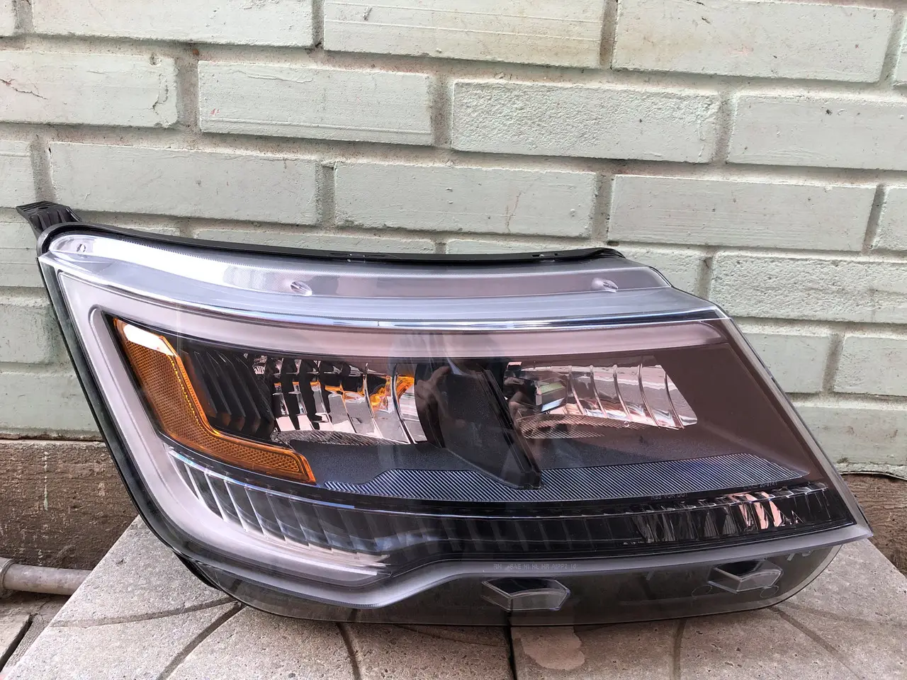 Фара Права Ford Explorer 2016-2019 Hb3+Led Чорна З Drl Hd-Jh-Fexp16-Led-Drl-Bk-L — фото 1