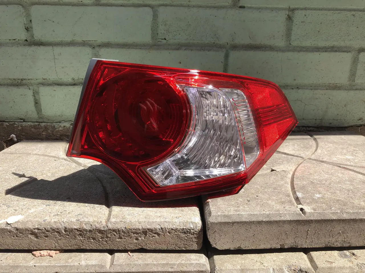 Задній Ліхтар Правий Зовнішній Honda Accord 8 2008-2010 Європа Седан 33500Tl0G01 — фото 1