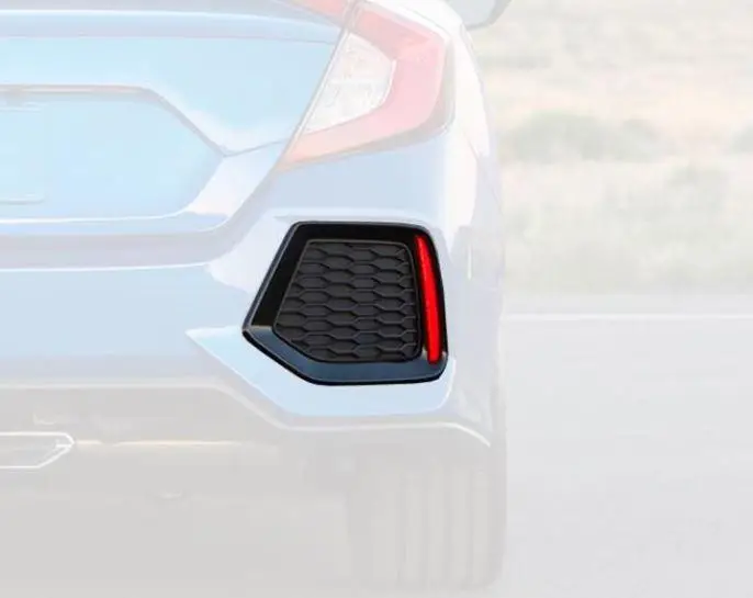 Правая Решетка Заднего бампера Honda Civic 10 2016-2021 Хетчбек 71503TGGA00 — фото 2
