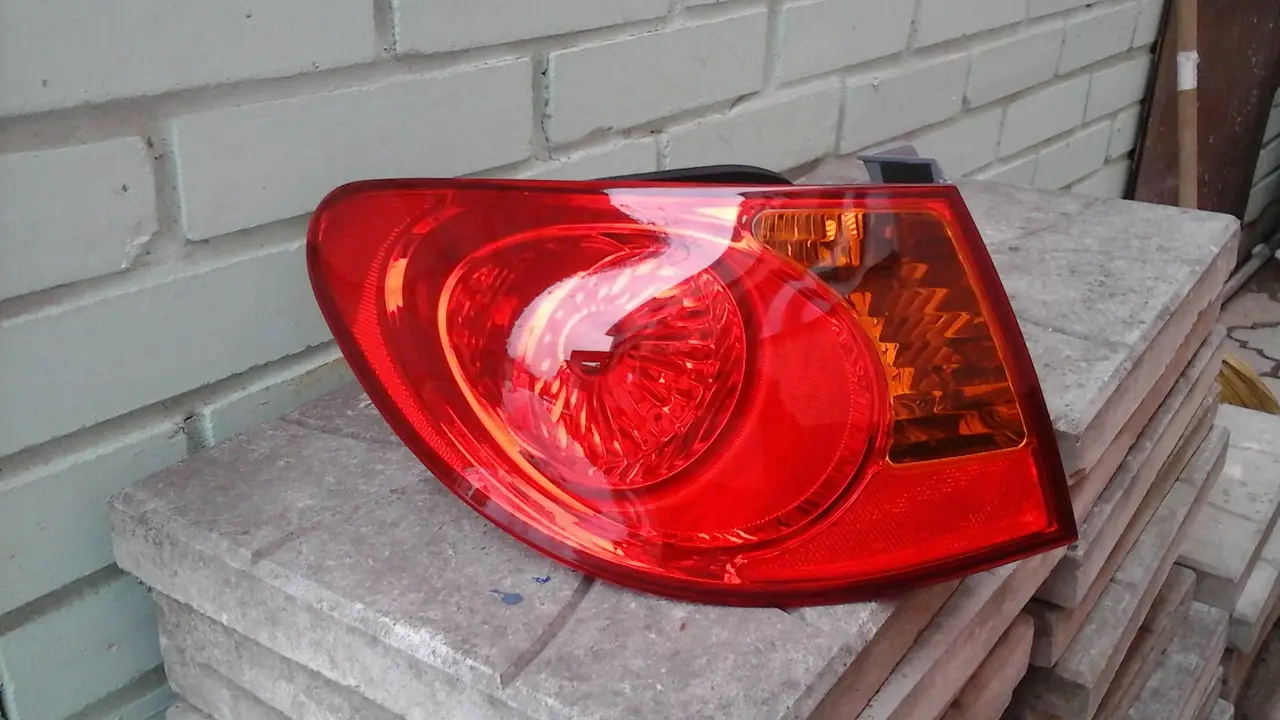 Задній Ліхтар Лівий Hyundai Elantra Hd 2006-2010 924012H000 — фото 1
