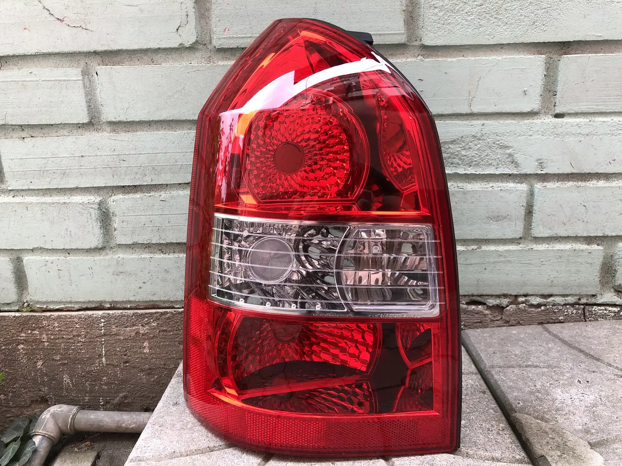 Задній Ліхтар Лівий Hyundai Tucson 2004-2013 924012E000 — фото 1