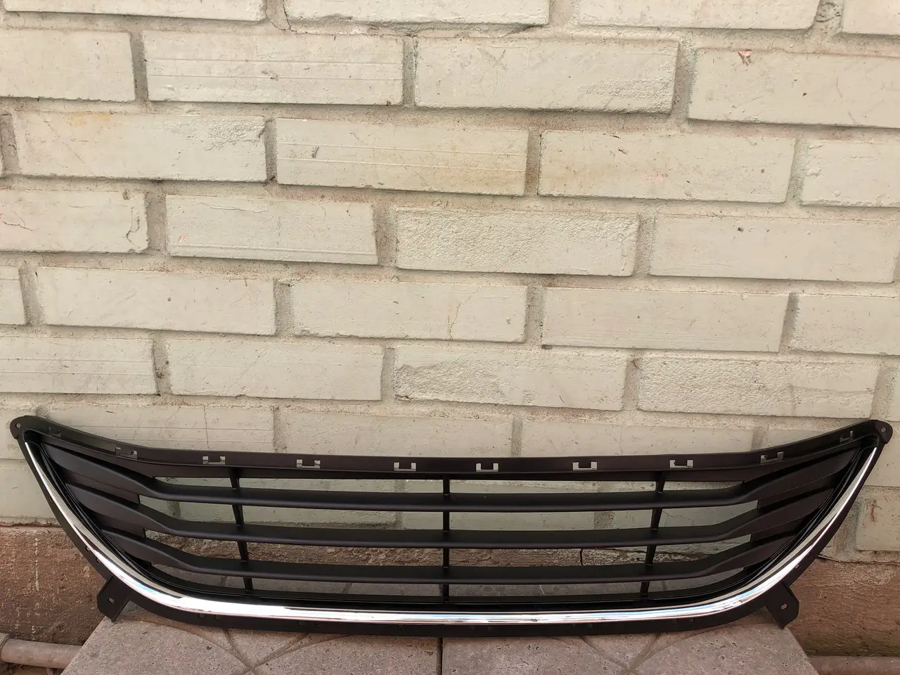 Решітка Бампера З Хром Hyundai Elantra Md 2011-2014 865603X000 — фото 3