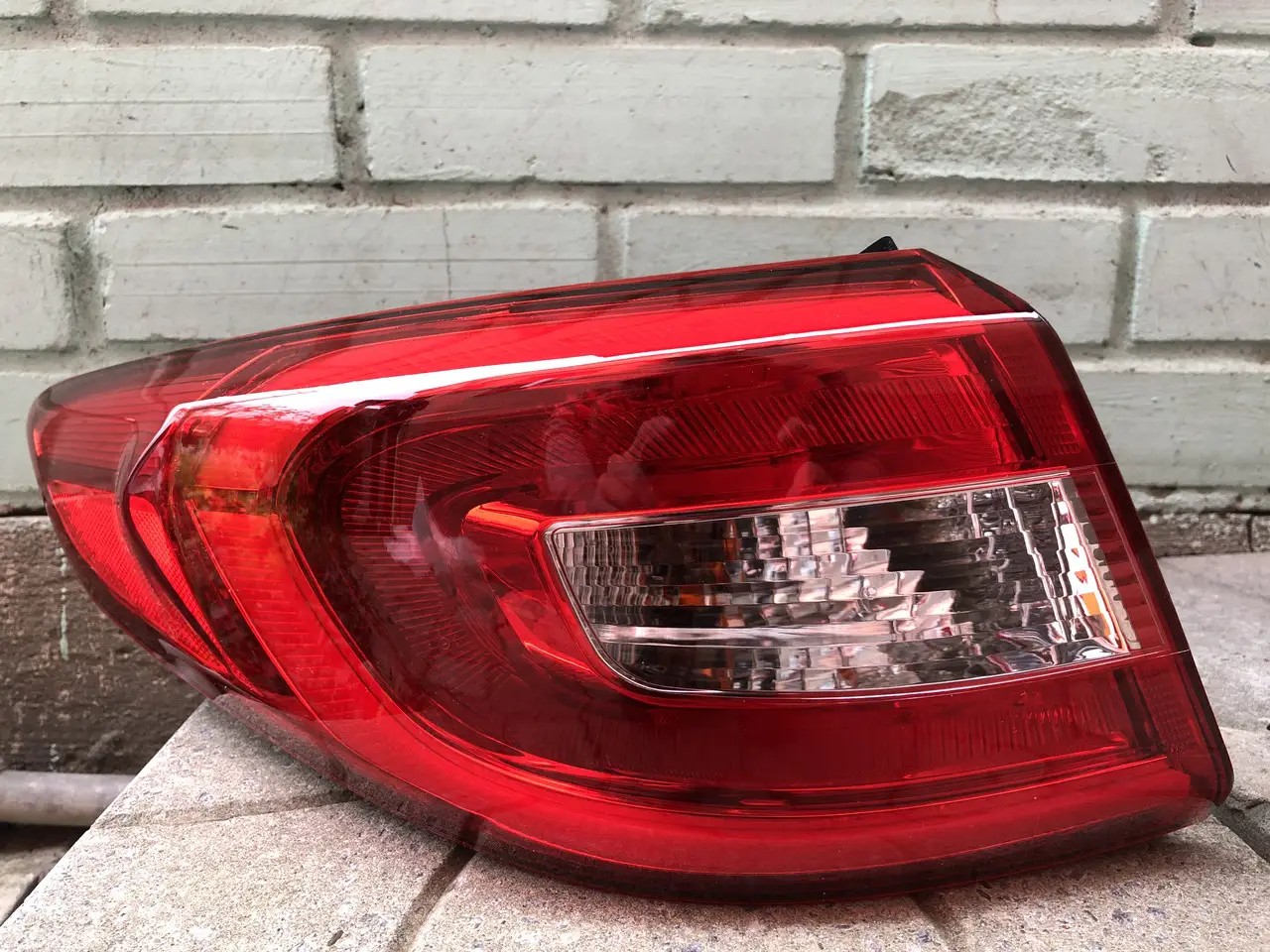 Задний Фонарь Левый Наружний Hyundai Sonata Lf 2014-2017 92401C2000 — фото 1