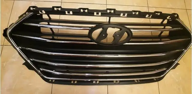Решітка радіатора Hyundai Elantra AD 2016-2018, 86350F3000 — фото 1