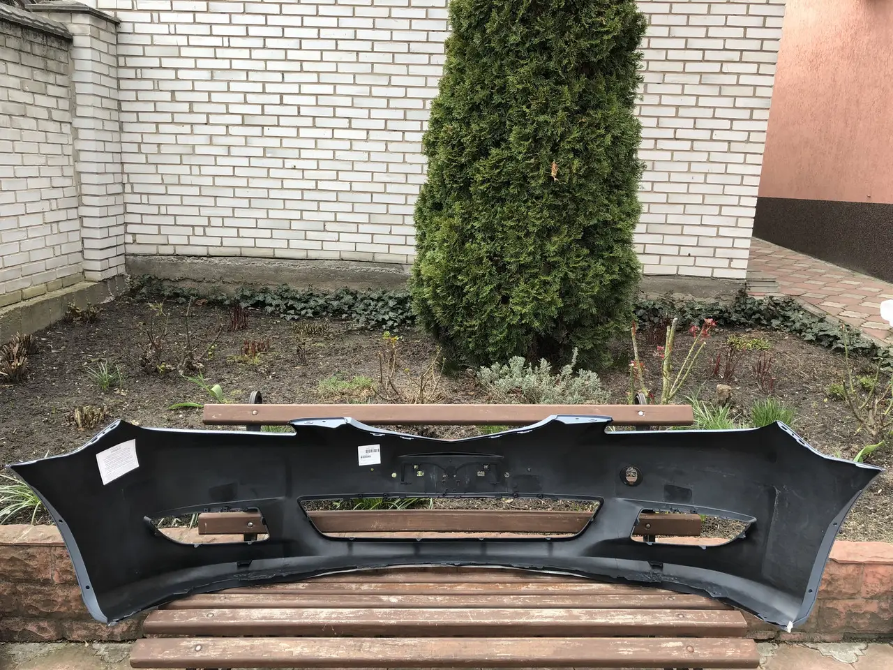 Бампер передній Mazda 3 2004-2006 Хетчбек BP4K50031BAA — фото 3