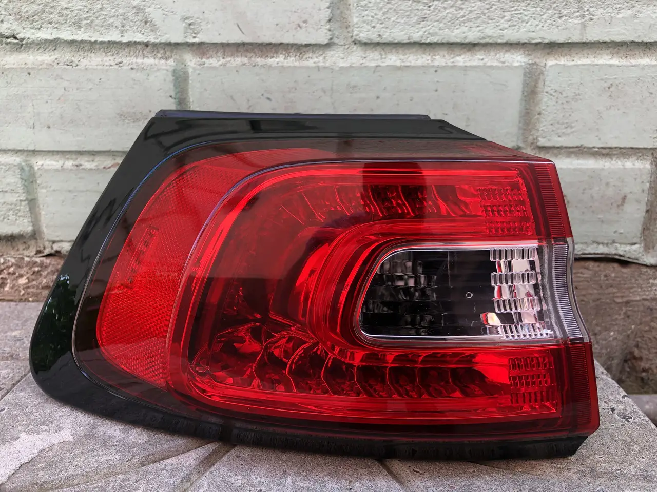 Задний Фонарь Левый Jeep Cherokee 2013-2018 Led 68102907Af — фото 1
