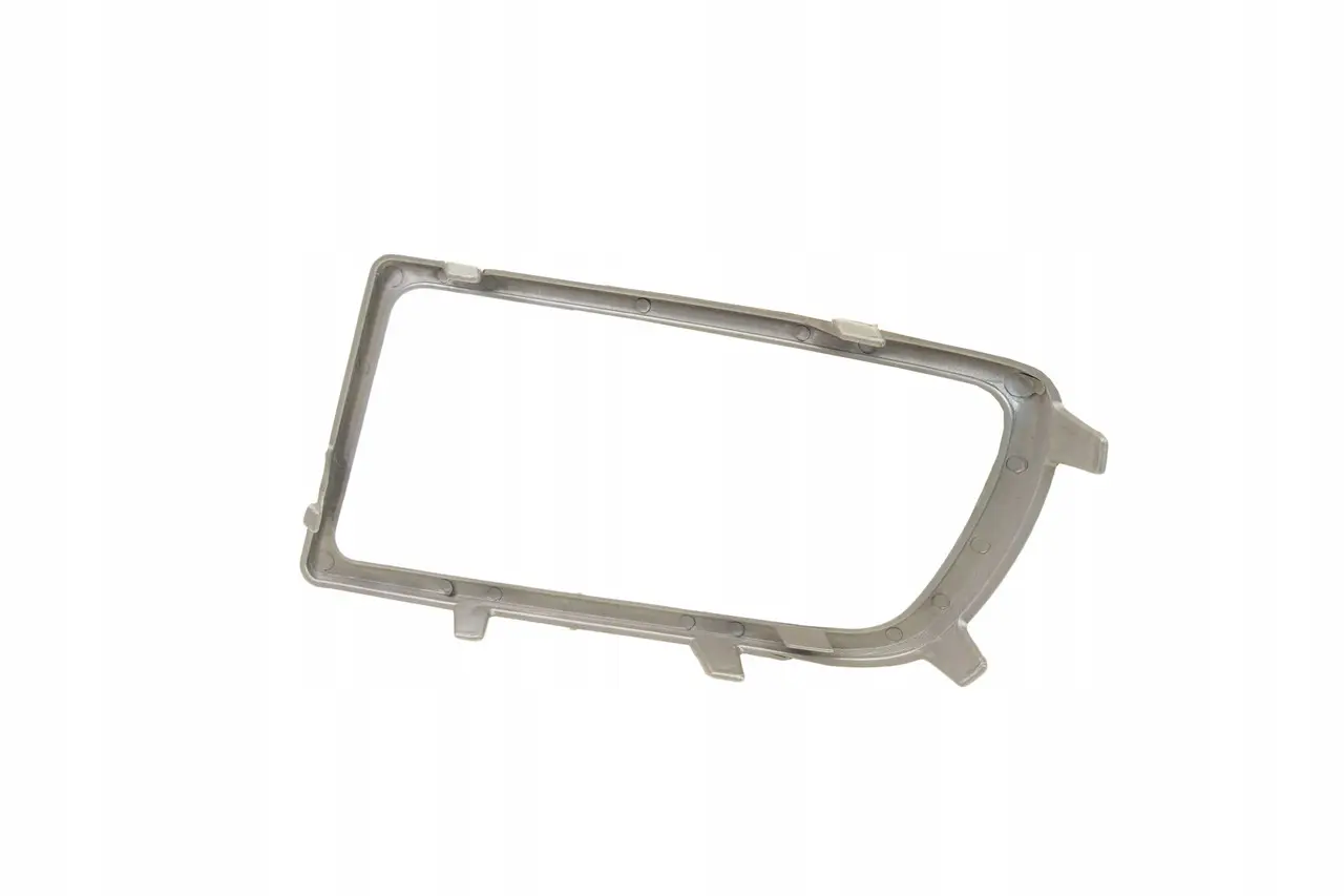 Рамка решетки бампера Mazda 6 2006-2008 права серая GR1A50C12A — фото 1