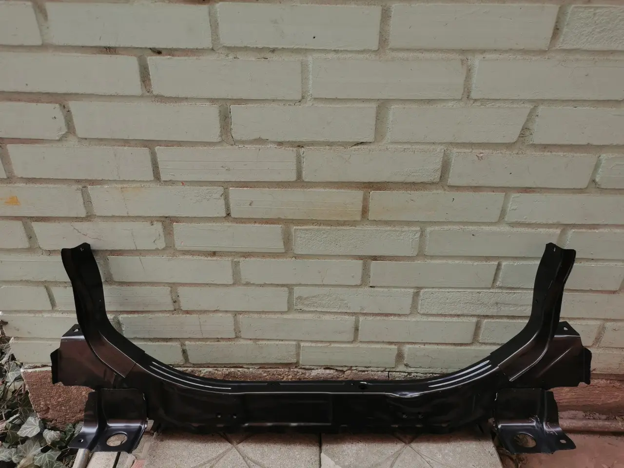 Панель Телевизора Mitsubishi Lancer 10 2007-2015 Нижня 5256A603 — фото 1