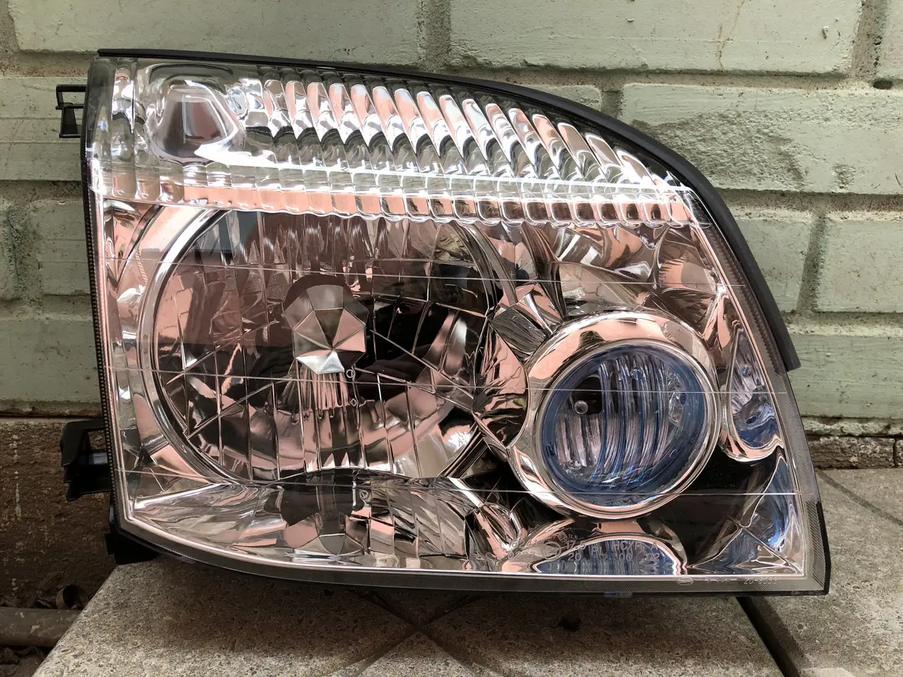 Фара Правая Nissan X-Trail 2001-2007 З Електро Коректором — фото 1