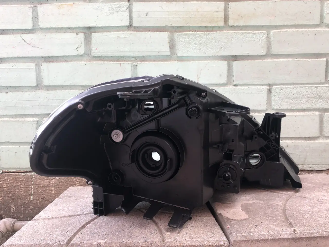 Фара Левая Nissan Tiida 2005-2012 Азия 26060Ee900 — фото 2