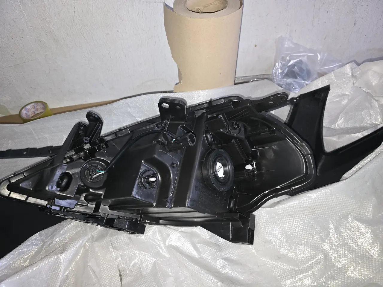 Фара Правая Nissan Tiida 2005-2012 Европа 26010Em00A — фото 3