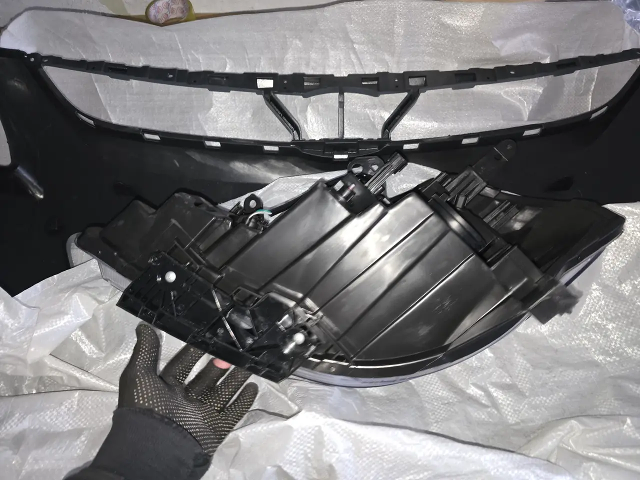 Фара Правая Nissan Tiida 2005-2012 Европа 26010Em00A — фото 4
