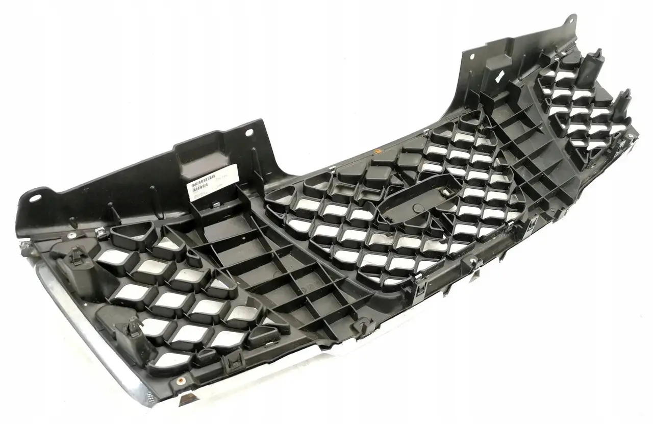 Решетка радиатора Nissan Pathfinder Navara 2005-2010 62310JS500 — фото 1