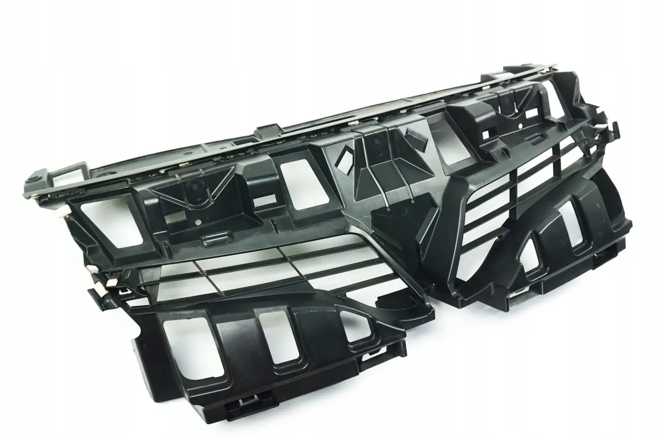 Решетка радиатора Renault Scenic 2012-2014 620363078R — фото 1