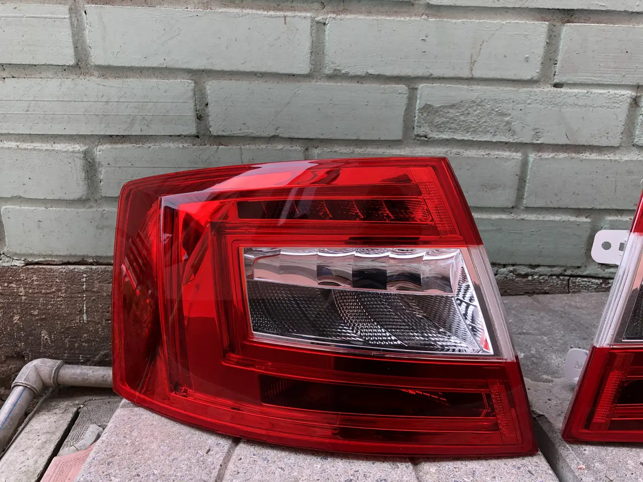 Задній Ліхтар Лівий Skoda Octavia А7 2013-2017 Ліфтбек Led 5E5945111A — фото 1