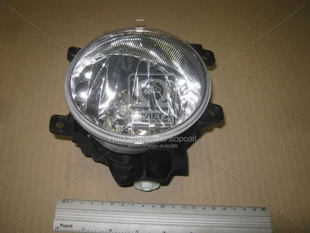 Фара Протитуманна Ліва Toyota Rav4 2012-2015 8122060100 — фото 1
