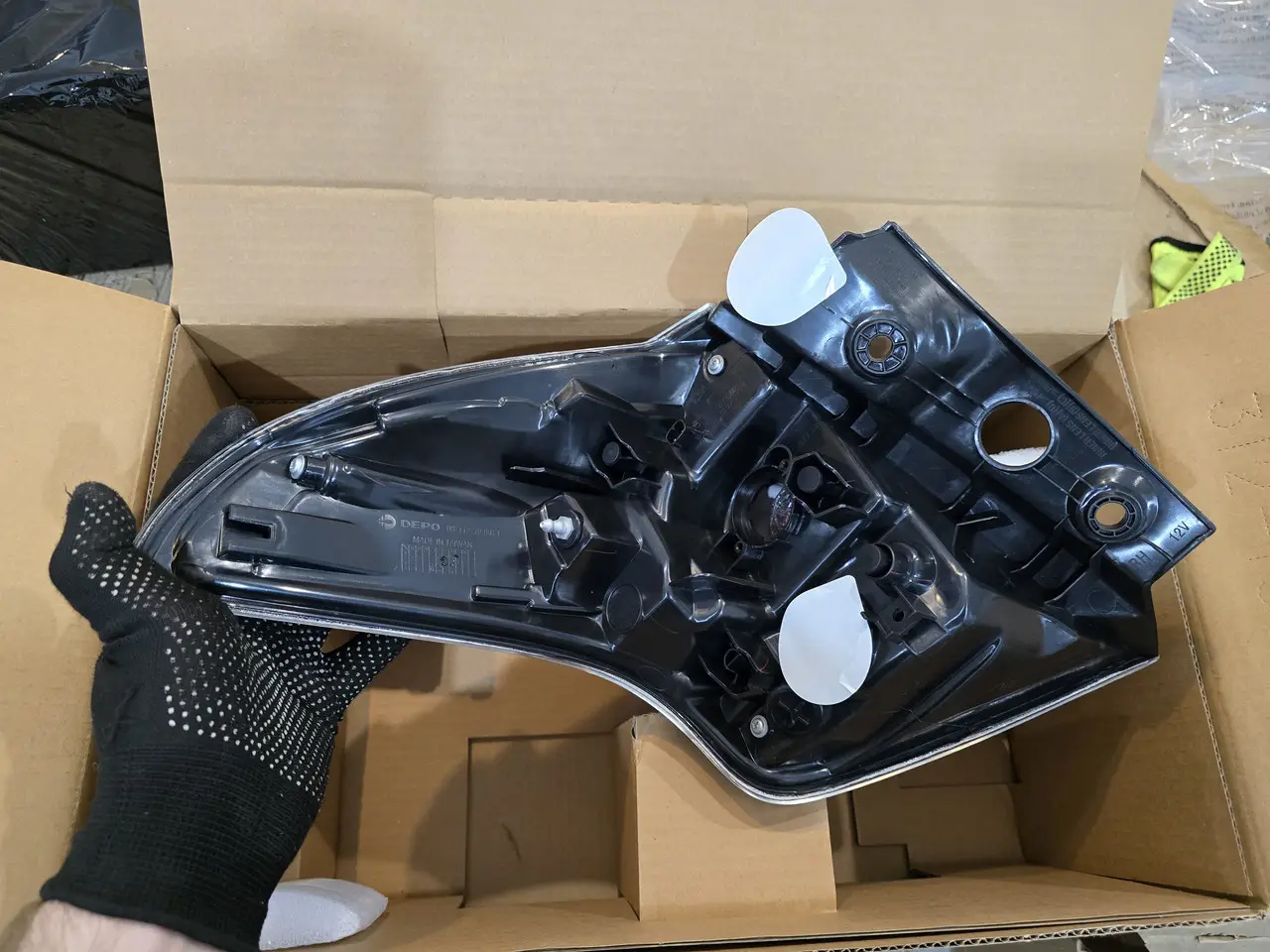 Правый Фонарь  Toyota Rav4 2016-2018 8155142200 — фото 3