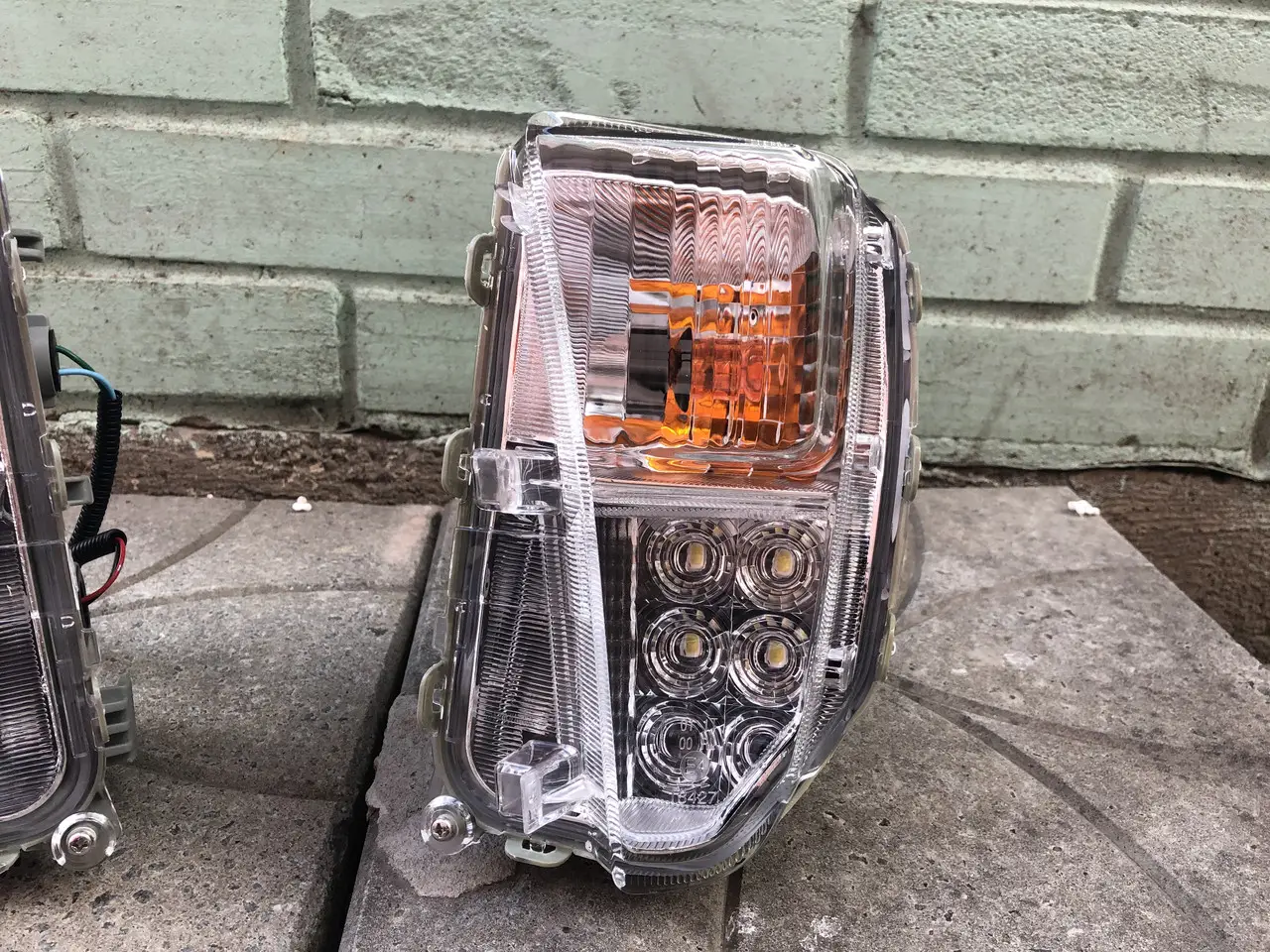Указатель Повороту И Ходовой Огонь Левый Toyota Prius 2012-2015 8152147050 — фото 2