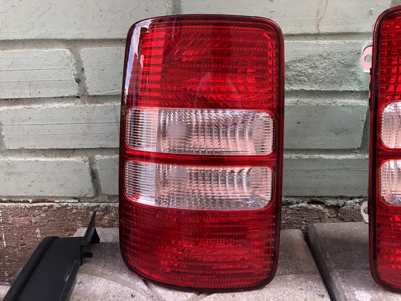 Задний Фонарь Левый Volkswagen Caddy 2010-2015 2 Дверки 2K5945095C — фото 1