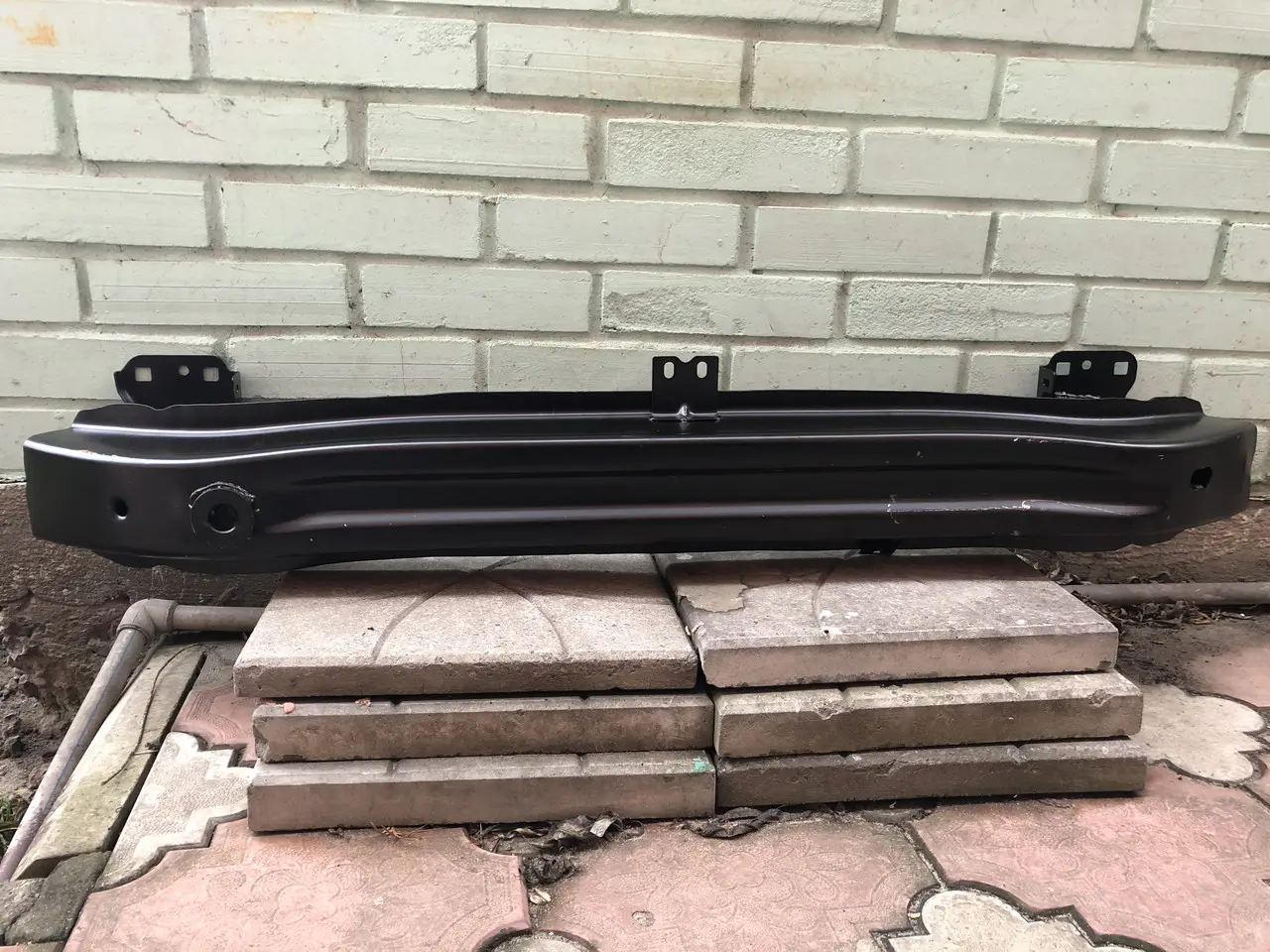 Усилитель Переднего Бампера Volkswagen Jetta 6 2011-2018 5C6807109B — фото 1