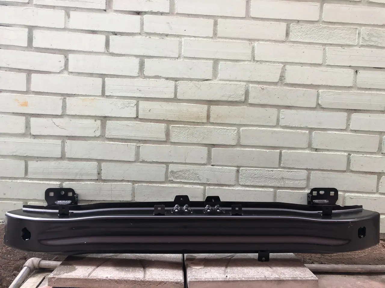 Підсилювач Переднього Бампера Volkswagen Passat B8 2015-2020 Usa 561807109B — фото 1