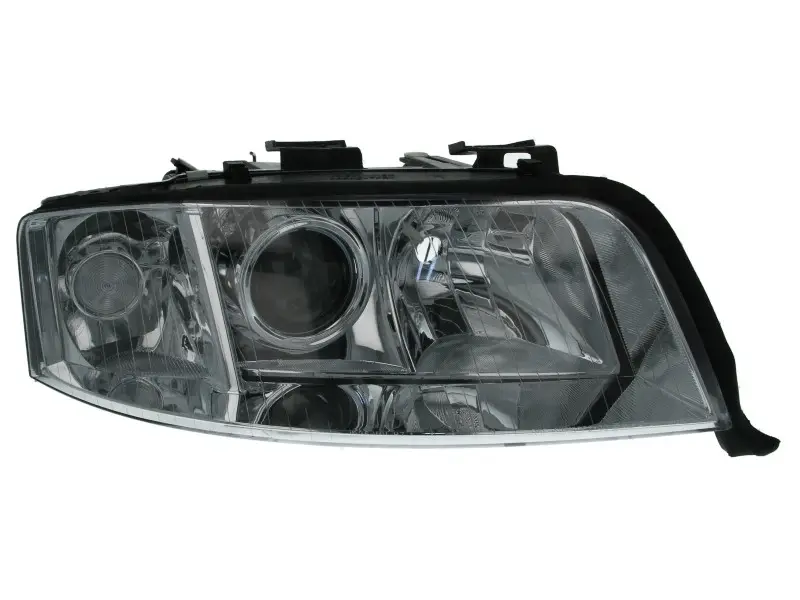 Правая Фара  Audi A6 C5 2001-2005 4B0941030R