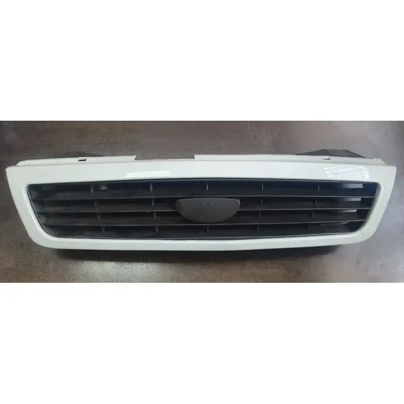Решітка радіатора Daewoo Nexia 96209251 Грунтована