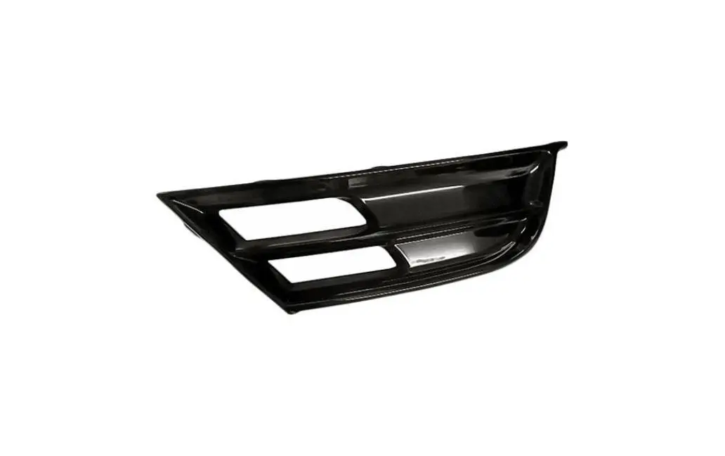 Решетка Бампера Левая Chrysler 200 2014-2016 Чорний Глянец 68203015AC