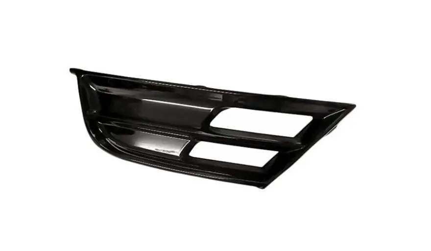 Решетка Бампера Правая Chrysler 200 2014-2016 Черний Глянец 68203014AC
