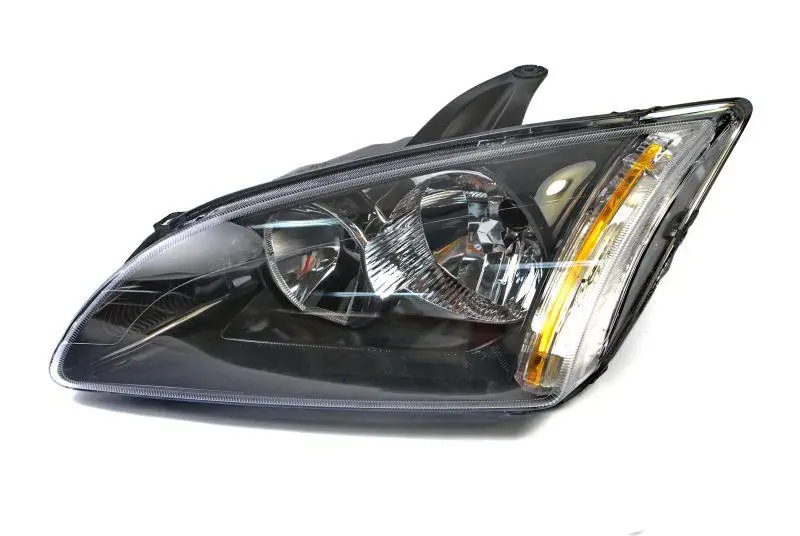Ліва Фара Ford Focus 2005-2008 5M5113W030AA