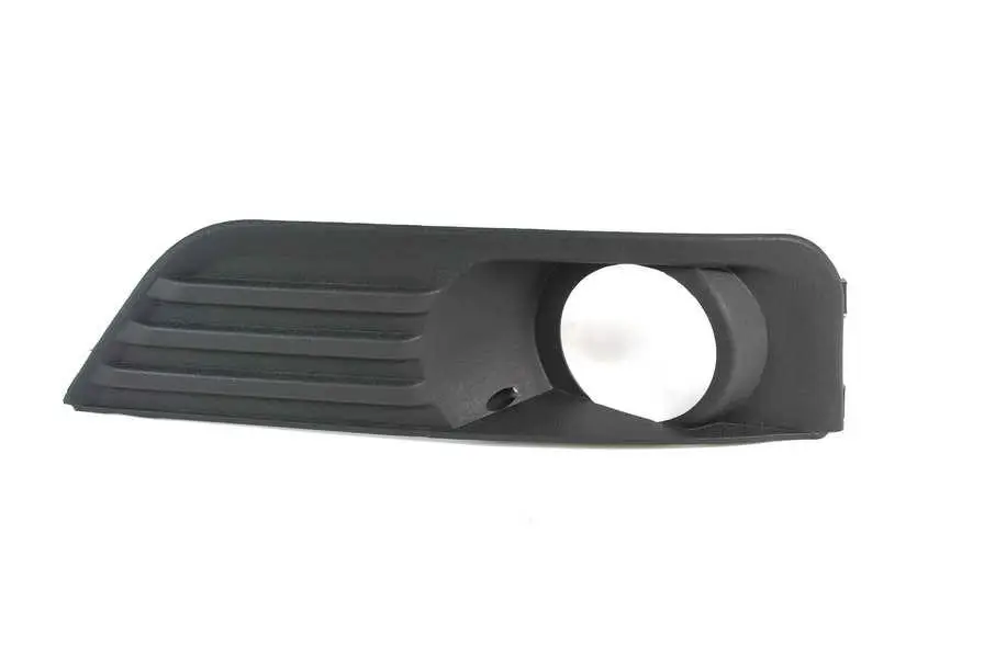 Решетка Бампера Правая Ford Focus 2005-2008