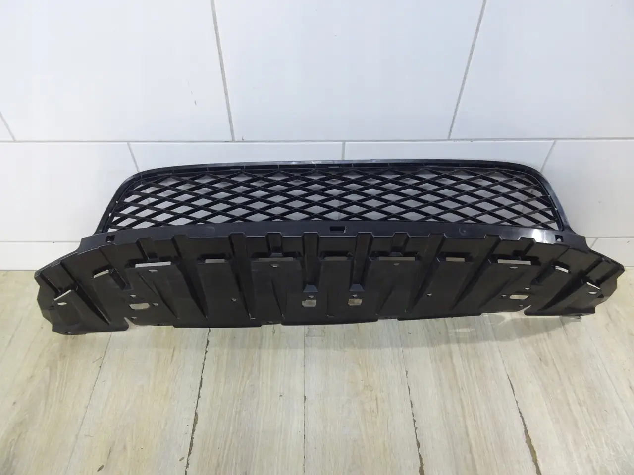 Решітка Бампера Honda Civic 9 2011-2013 Седан 71105TR0G00
