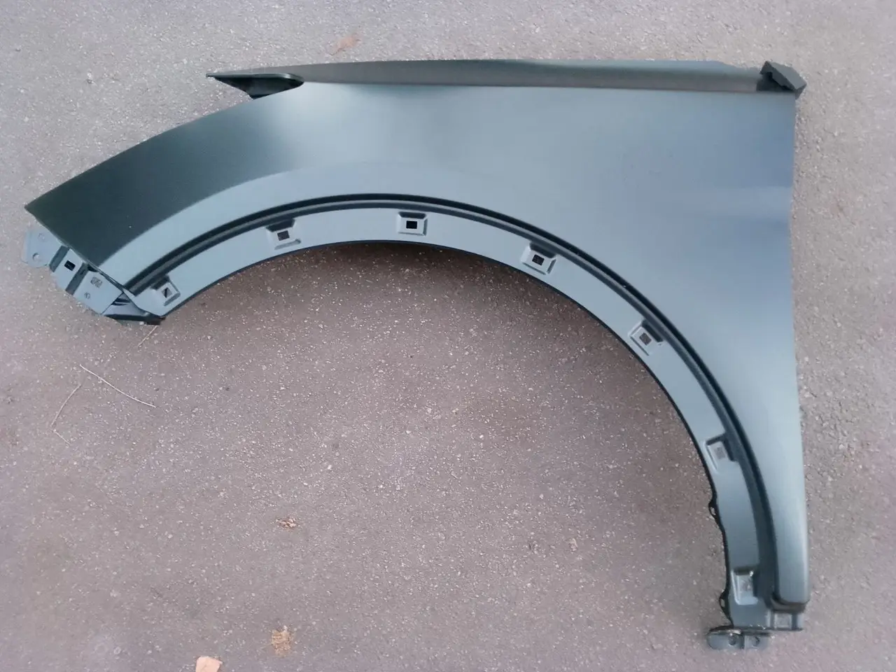 Крило ліве Hyundai Santa Fe 2012-2017 663102W000