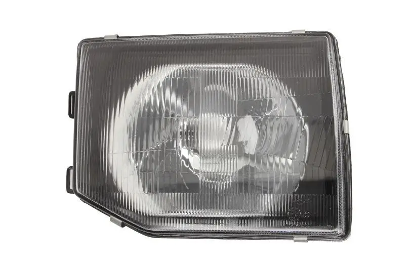 Права фара Mitsubishi Pajero V20 1991-1999 MB831067