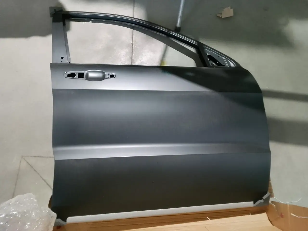 Дверцята передня права Jeep Grand Cherokee 2011-2020 68274938AB