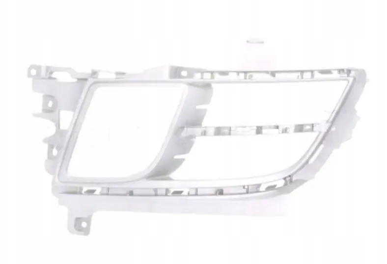 Решітка Бампера Права Mazda 6 2008-2010 GS7T50C12A