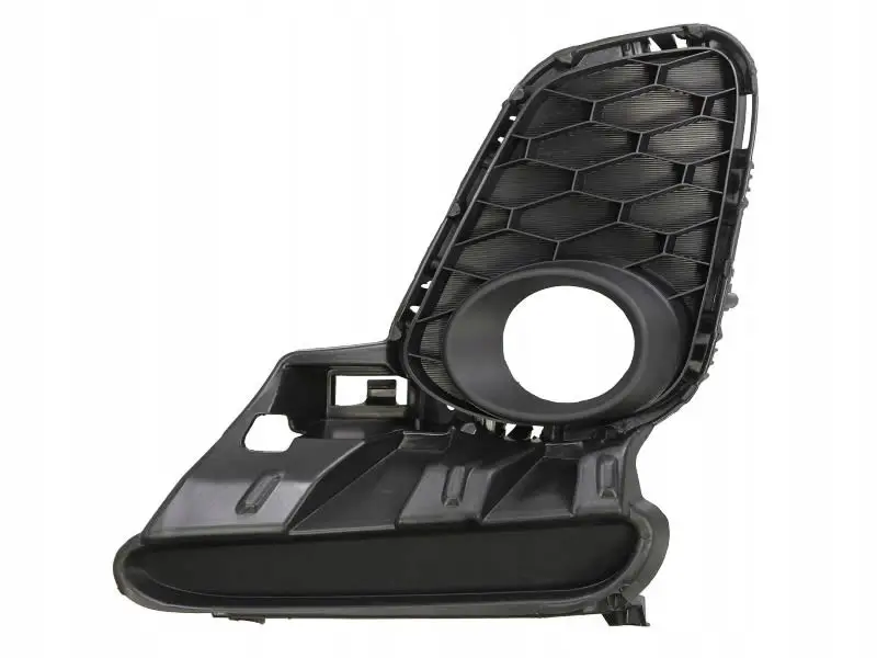 Решетка Бампера Левая Mazda 3 2011-2012 BGV450C21B