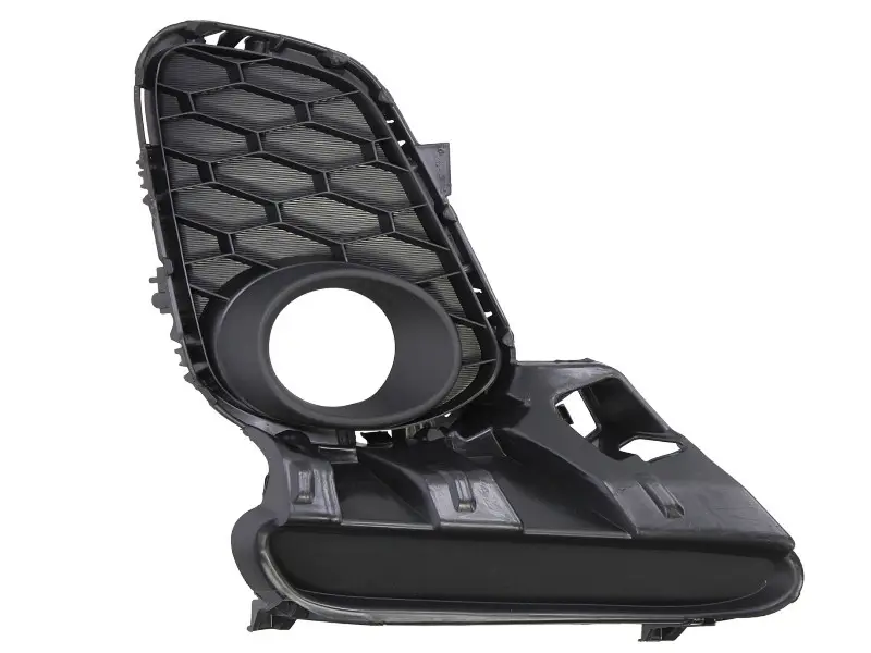 Решетка Бампера Правая Mazda 3 2011-2012 BGV450C11B