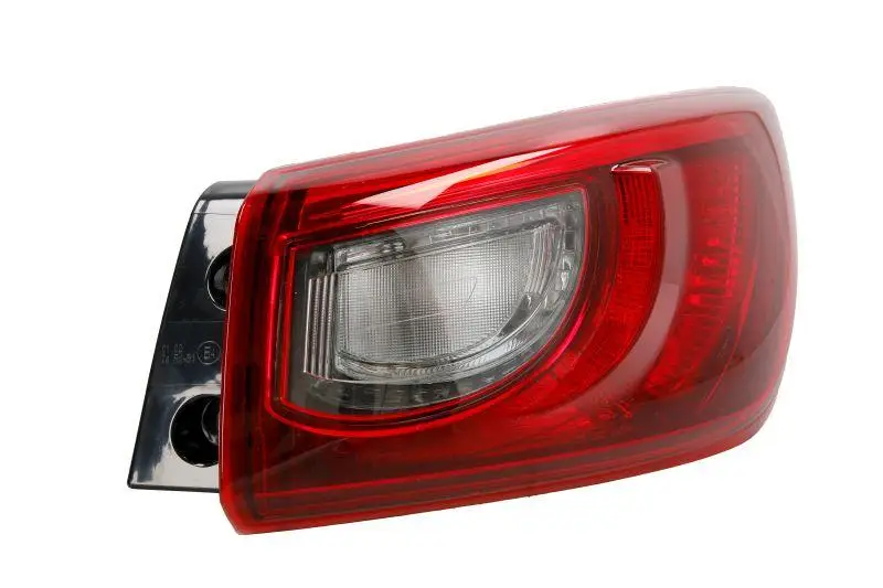 Правий Ліхтар Mazda Cx-3 2015-2017 ( не Led ) DB2R51150D