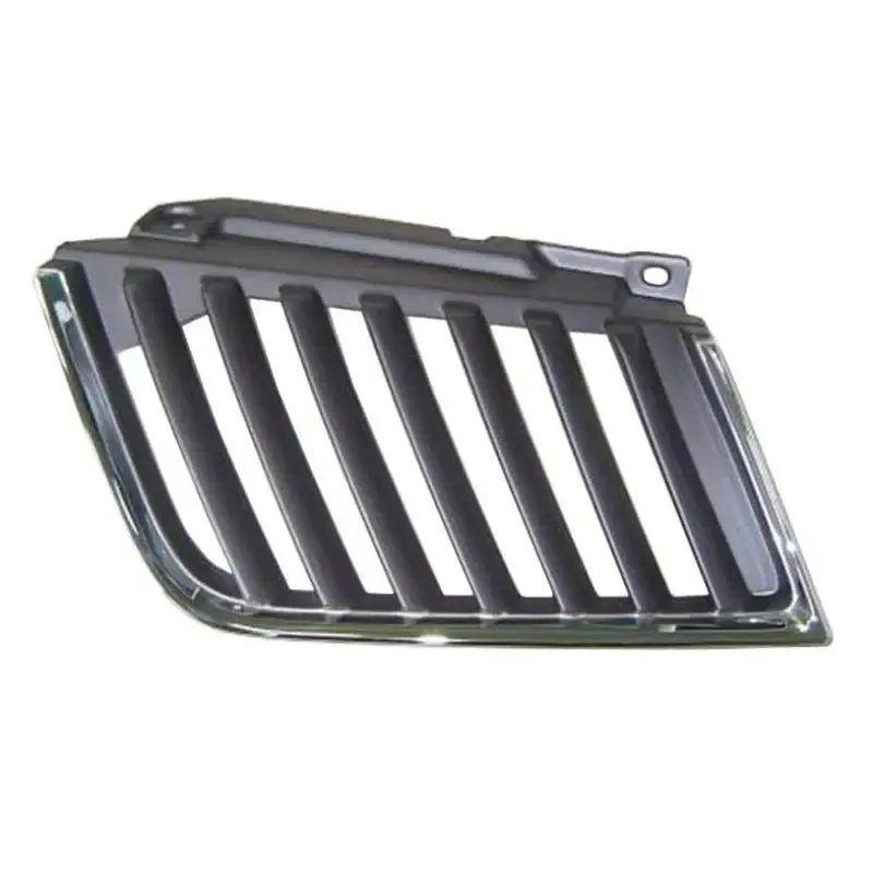 Решітка радіатора ліва Mitsubishi L200 2005-2015 7450A187