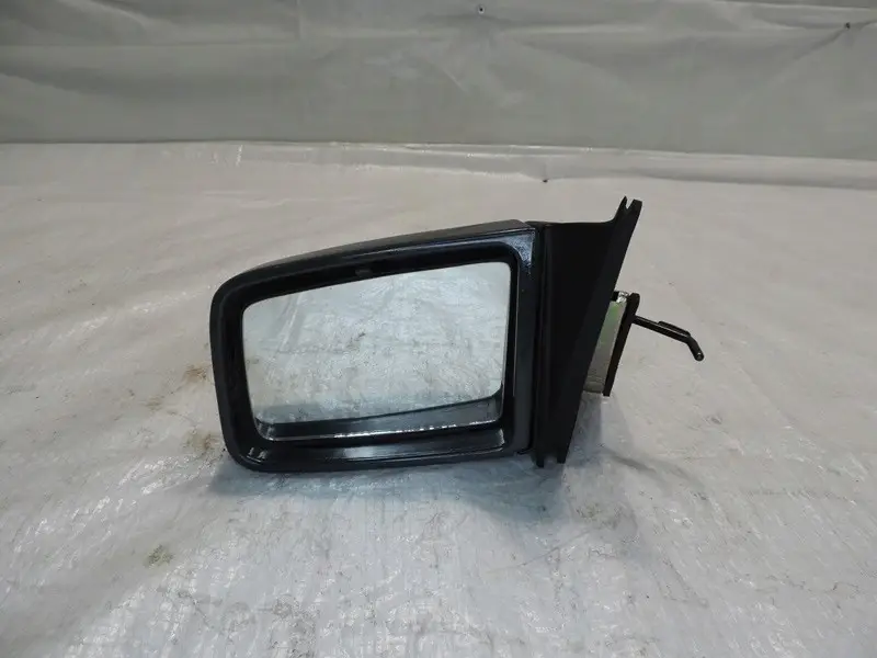 Дзеркало Ліве Opel Kadett E 1985-1991 1428051 Механічна Регулювання