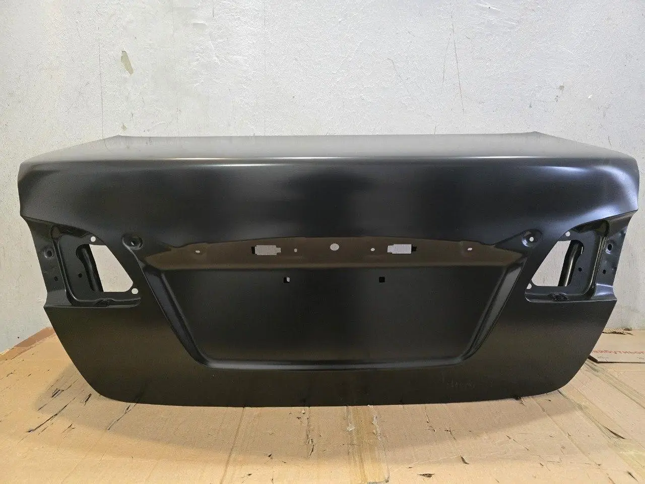 Кришка Багажника Nissan Sentra 2012-2016 H43003SGMA
