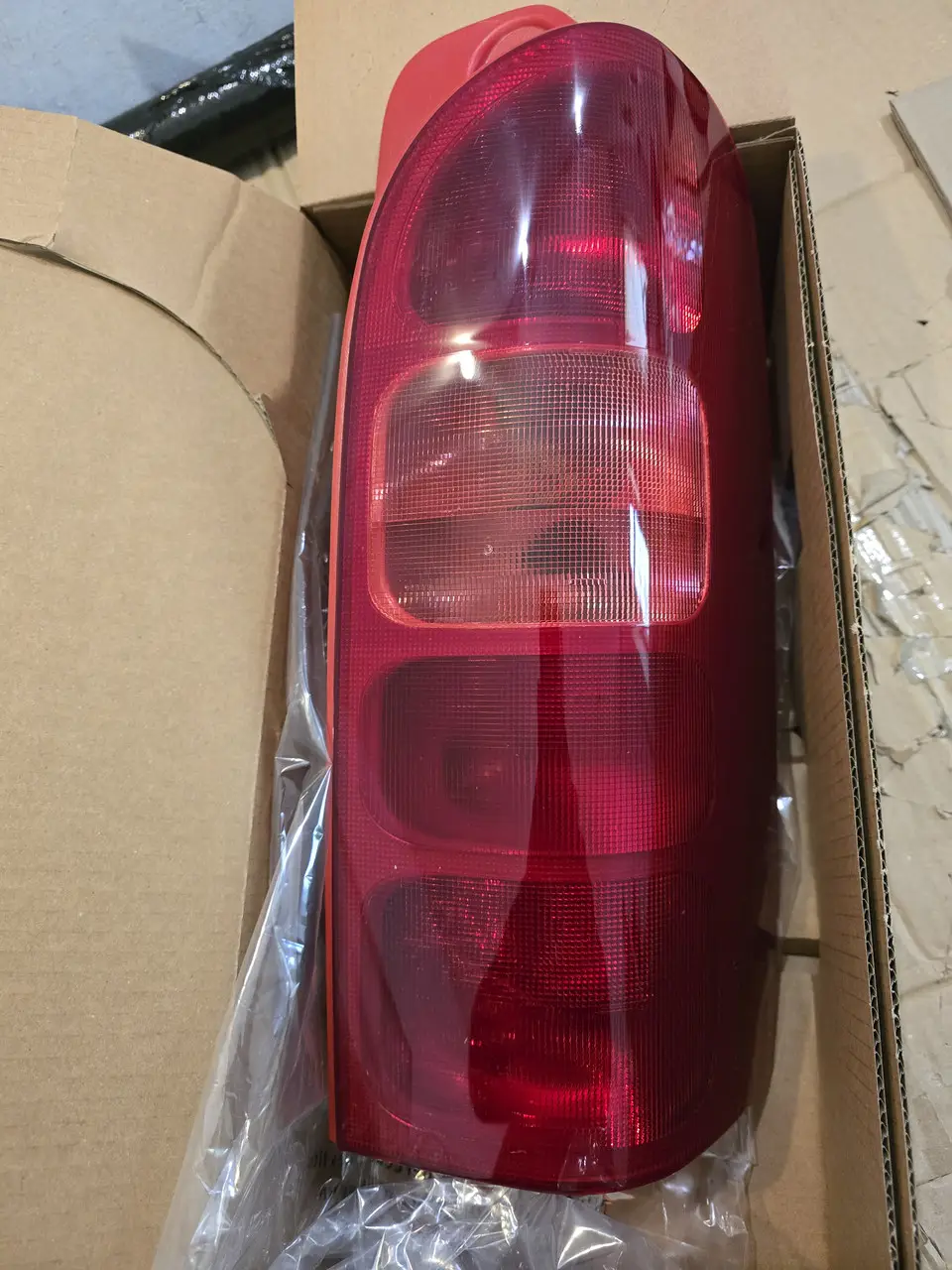 Правый Фонарь Renault Master 1998-2003 4500517