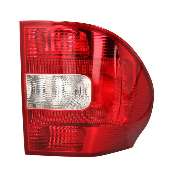 Правий Ліхтар Skoda Yeti 2009-2014 5L0945111