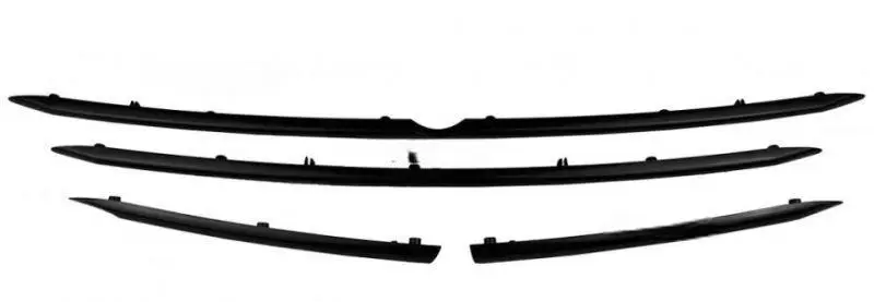 Молдинг решетки радиатора черная Suzuki Grand Vitara 1998-2005 7211165D10