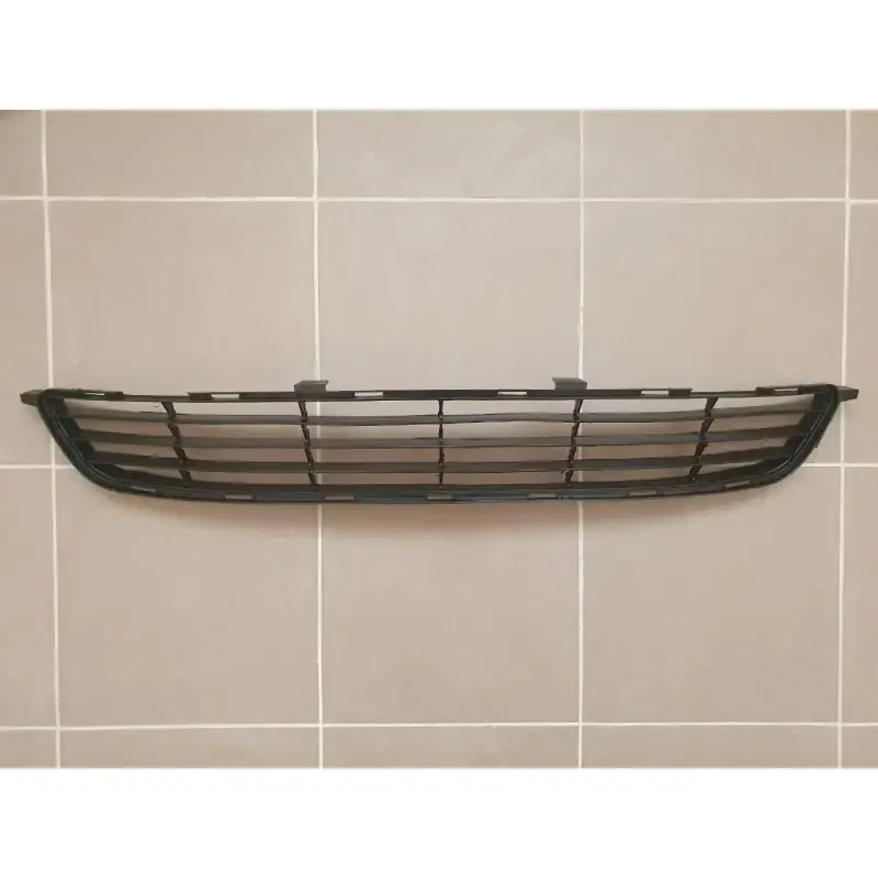 Решетка бампера Toyota Corolla E150 2007-2009 5311212131