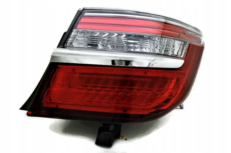 Правий Ліхтар Toyota Camry 50 Євро 2014-2017 8155133610