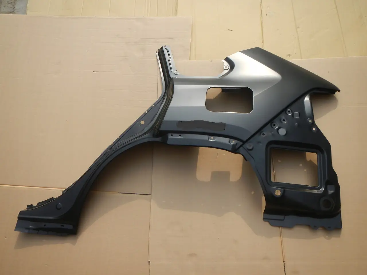 Крыло заднее левое Toyota RAV4 V 19-61602-42130