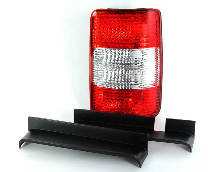 Задній Ліхтар Правий Volkswagen Caddy 2004-2010 2K0945096B